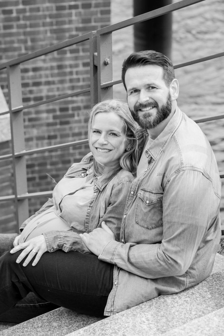 Neugeborenenfotografie, Babyfotografie, Newborn, Homestory, Mama, Papa, Familie, Schwestern, #familienfotografie #wedel #kerstin_dudler_fotografie, #familie, #family, #tangstedt, #rellingen, #fotoshooting, #familienshooting, #hamburg, #wedel, #quickborn, #fotoshooting, #newborn, #homestory, #mädchenmama
