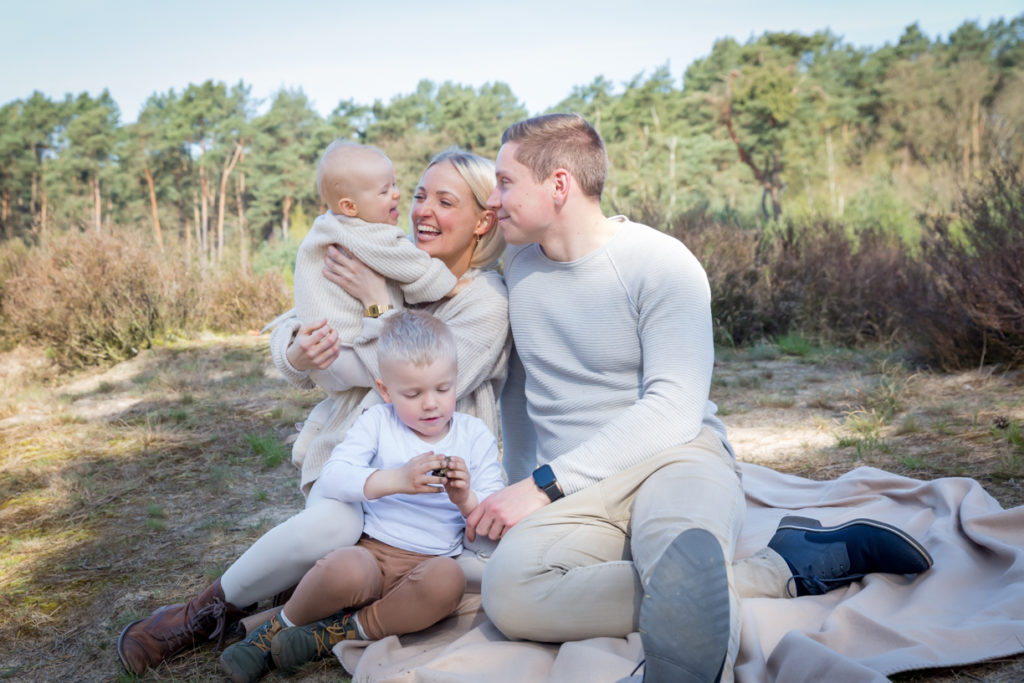 Familie, Familienfotosession, Minifotosession, Liebe, Familienfotos, Kerstin Dudler Fotografie, Hamburg, Rellingen, Wedel, Pinneberg
